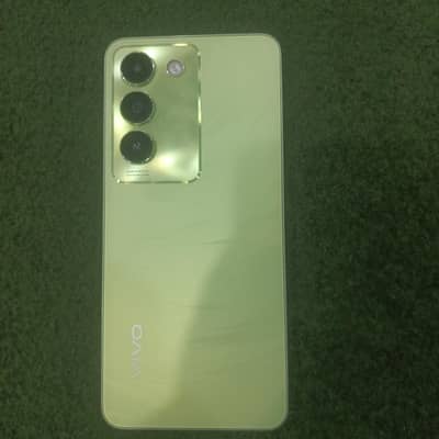 VIVO y100