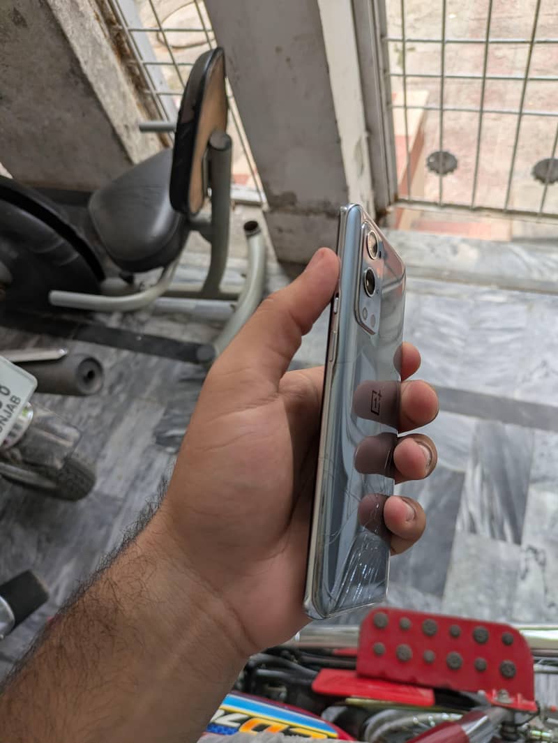 One Plus 9 Pro 2