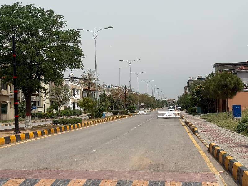 35X70 CORNER PLOT POSSESSION PLOT FOR SALE 1