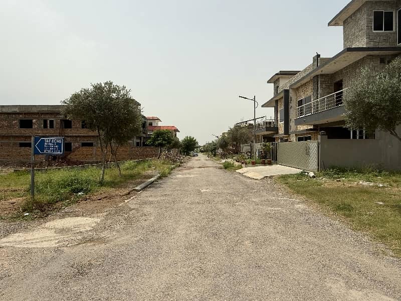 35X70 CORNER PLOT POSSESSION PLOT FOR SALE 12