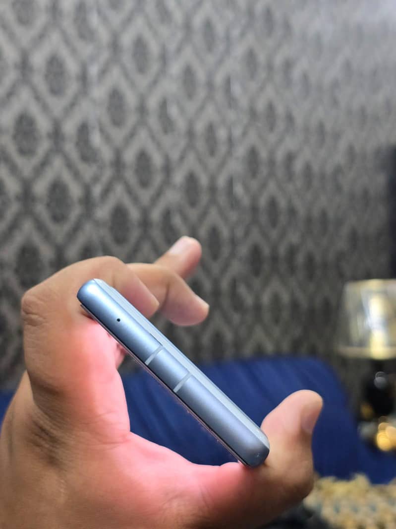 Google Pixel 7A 6