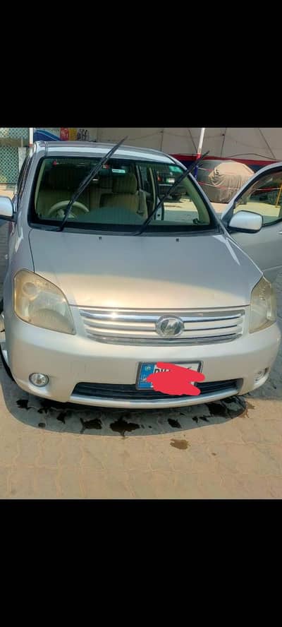 Toyota Raum 2007