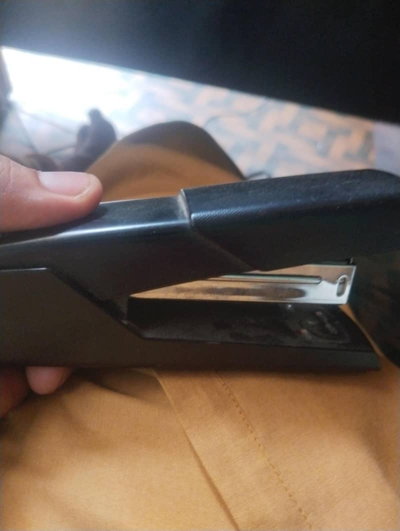 stapler 0