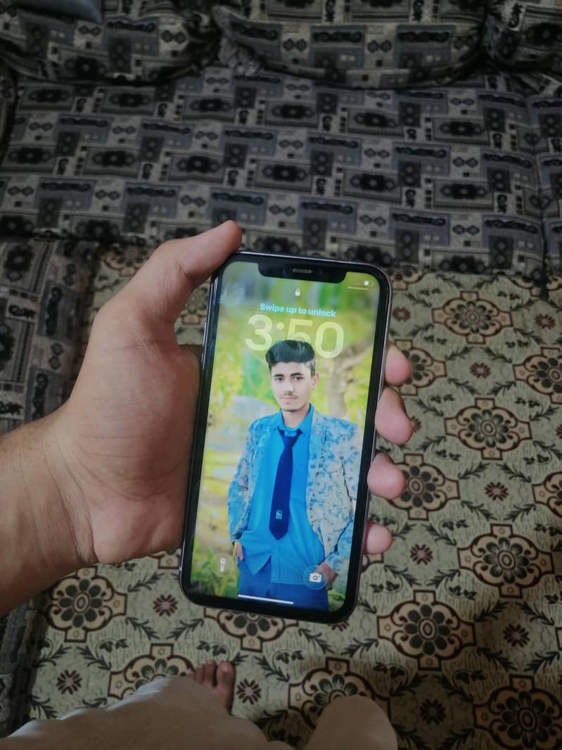 Apple iPhone 11 5