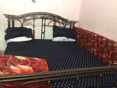 iron bed