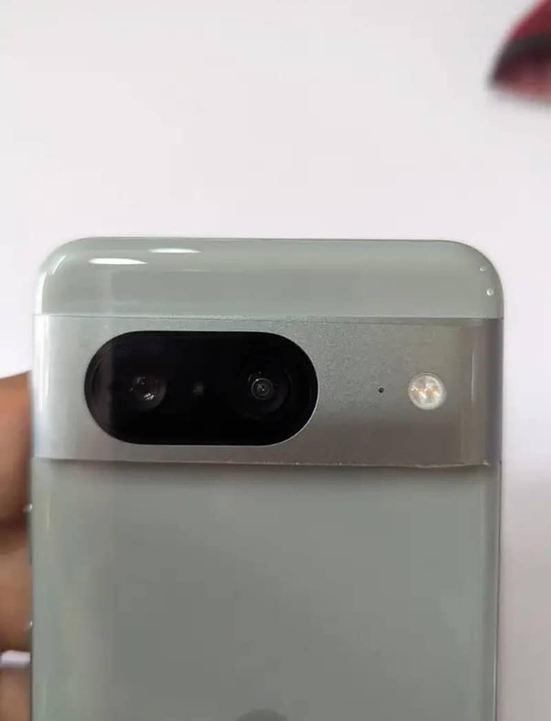 Google Pixel 8 1