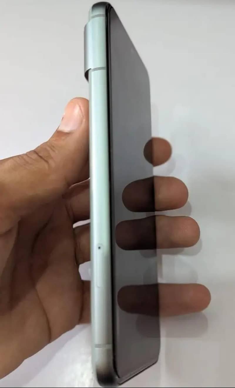 Google Pixel 8 2