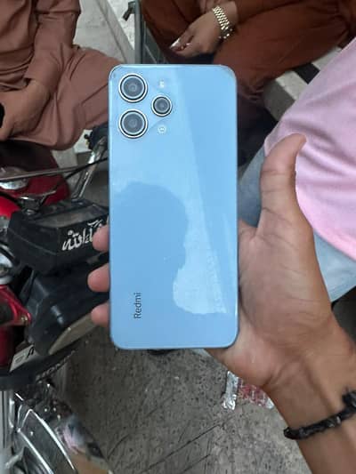 Realme 12
