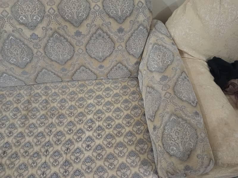 4 seated sofa set 2