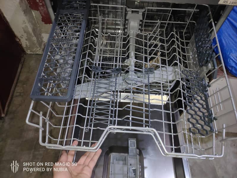 Dishwasher 3