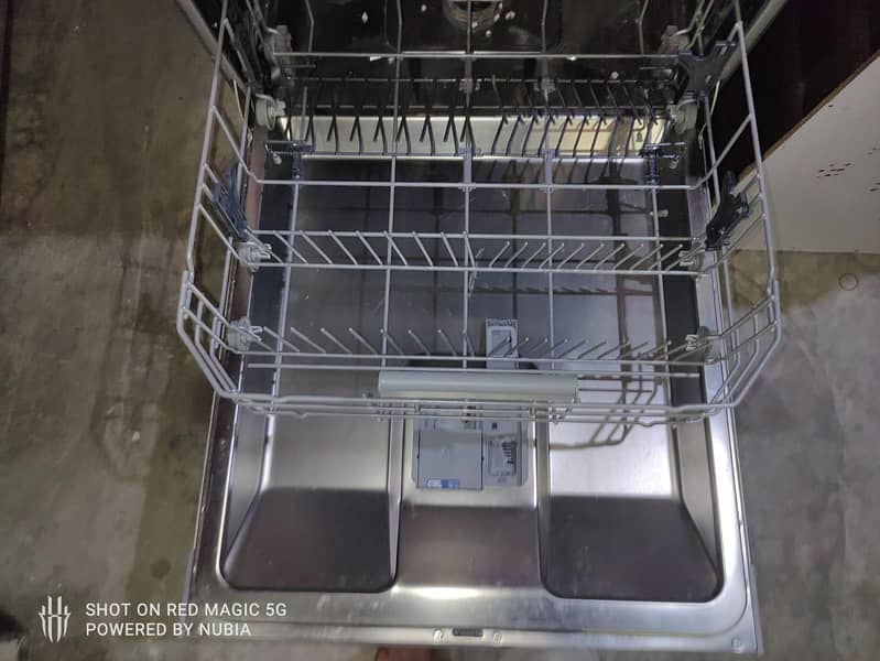 Dishwasher 6