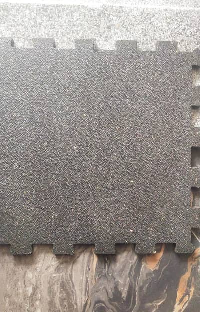 gym floor tails qty 89