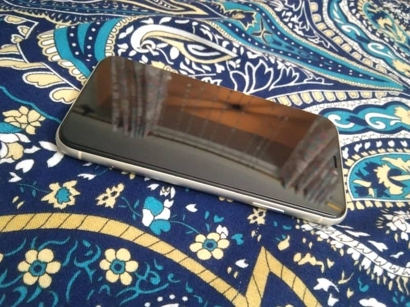 Apple iPhone 11 1