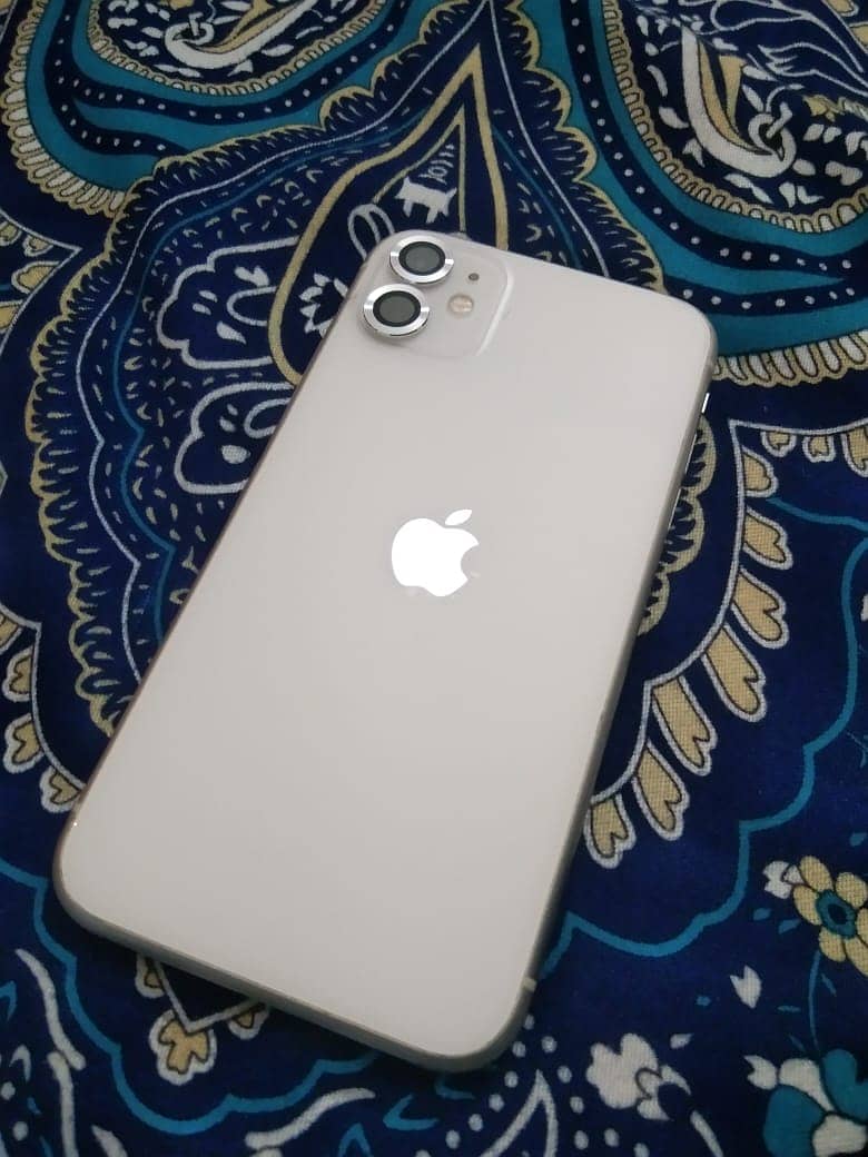 Apple iPhone 11 11
