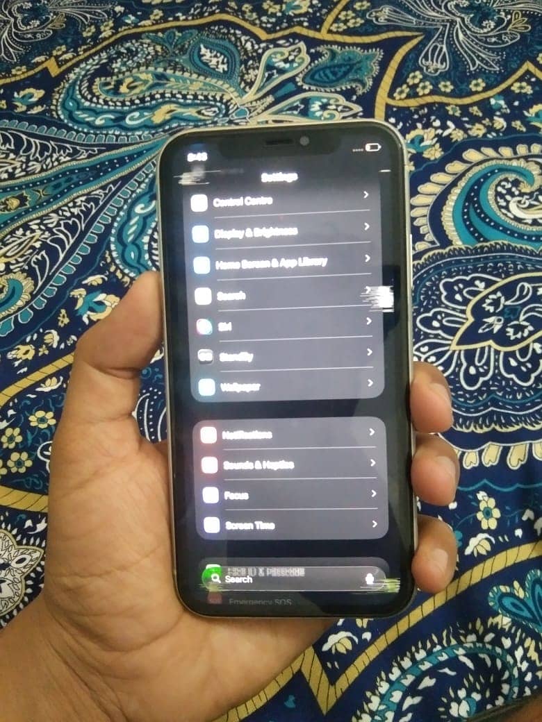 Apple iPhone 11 12