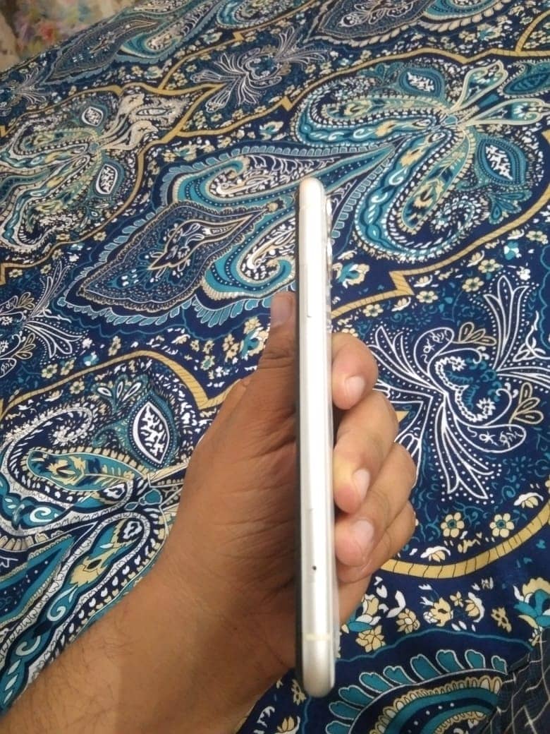 Apple iPhone 11 14