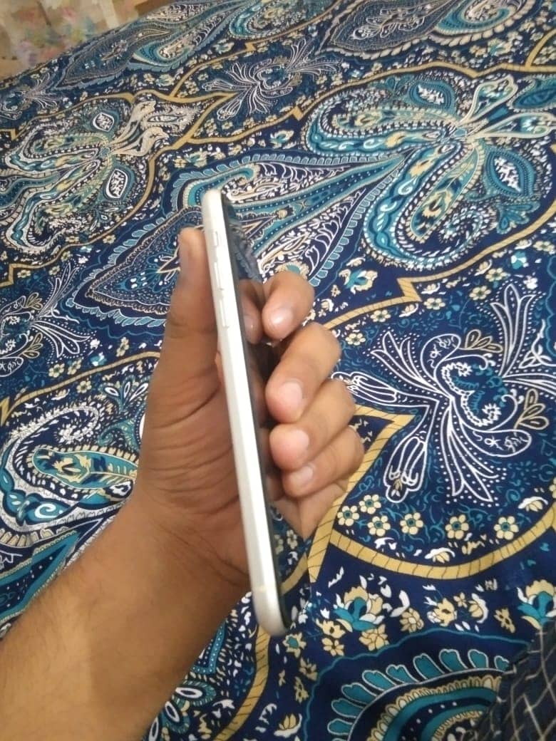 Apple iPhone 11 16