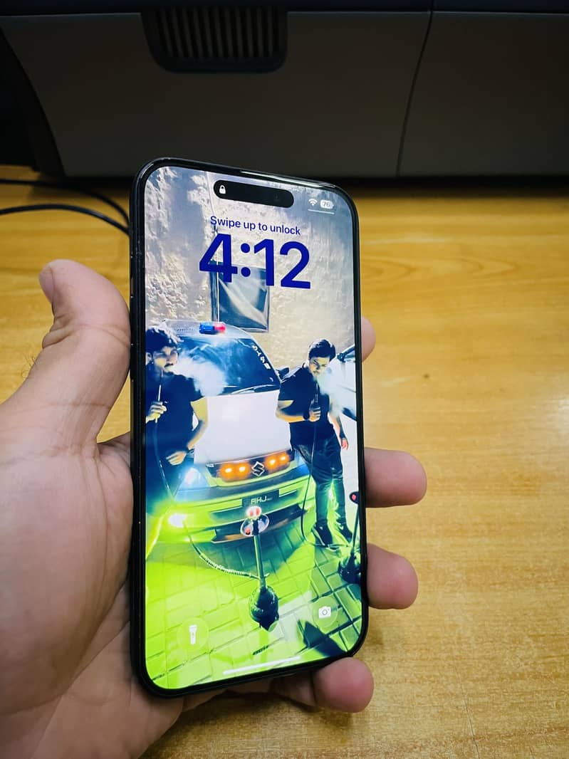 Apple iPhone 16 Plus 3