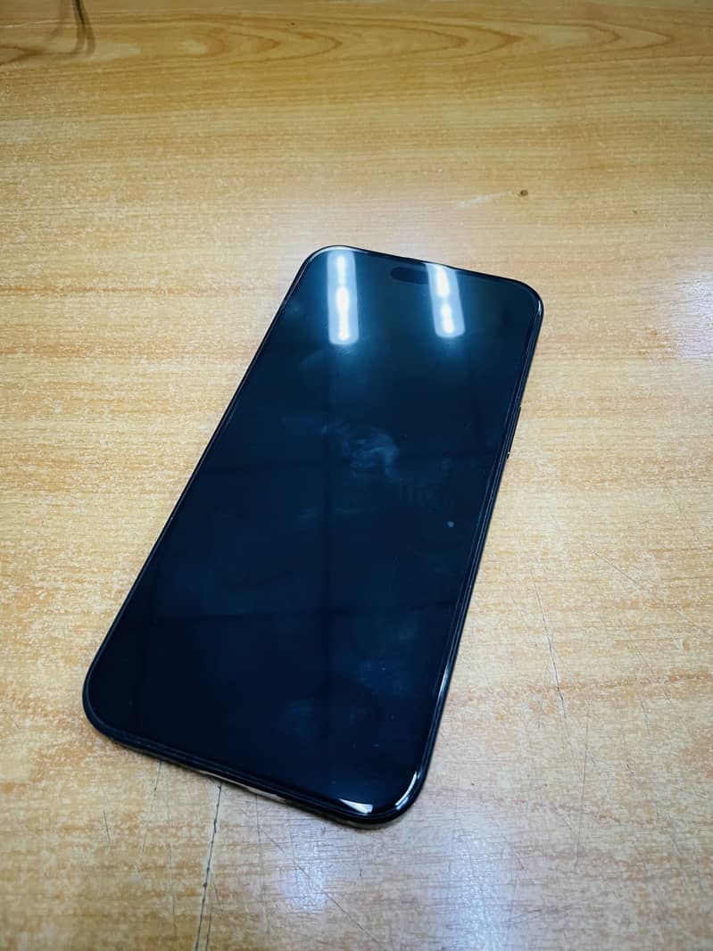 Apple iPhone 16 Plus 8