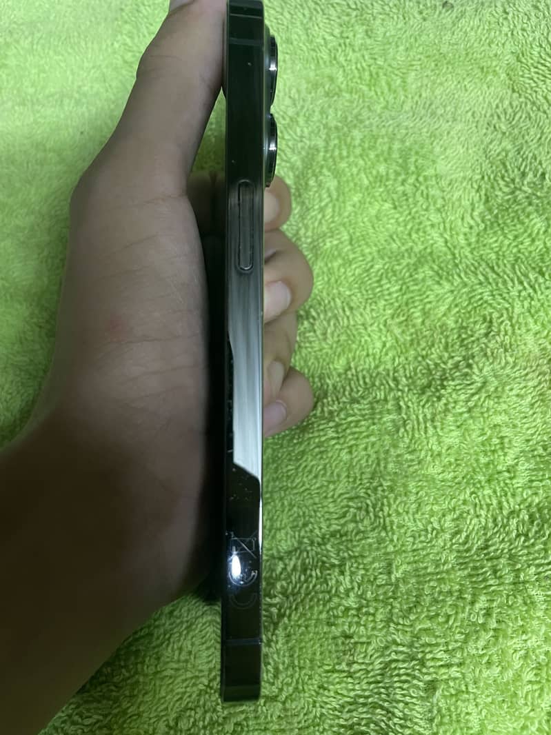 Apple iPhone 13 Pro 7