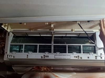 URGENT SALE – Kenwood AC | Excellent Cooling | Best Price