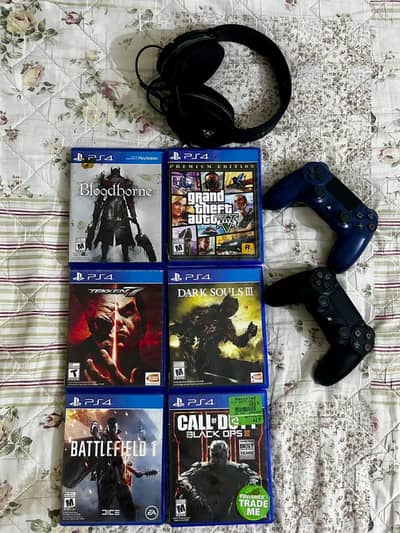 PS4 very good condition working.