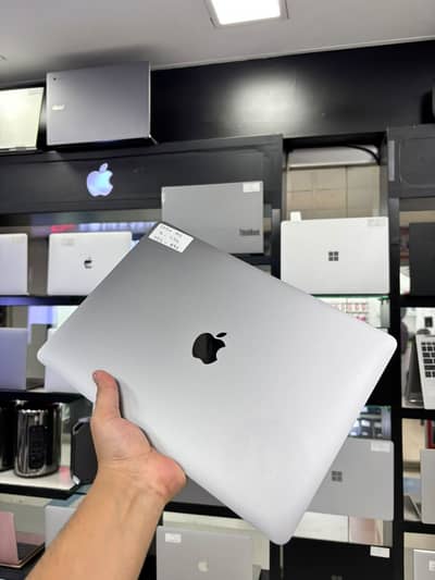 Apple MacBook Air M1 2020 | 13" | 16GB RAM | 256GB SSD | 89% Battery