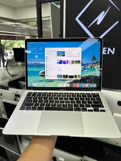 Apple MacBook Air M1 2021 | 13" | 16GB RAM | 256GB SSD | 87% Battery