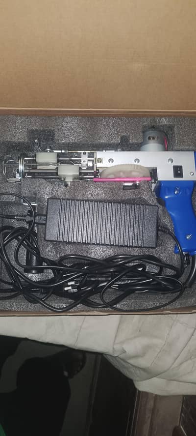 tufting and triming machine