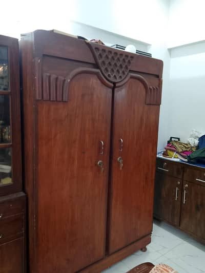 two door almari with devider