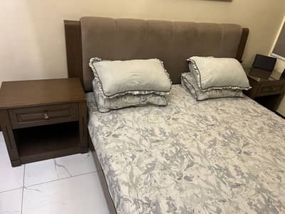 King Size Bed with Side Tables + 6-inch Molty Foam Mattress