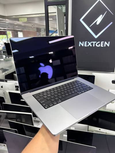 Apple MacBook Pro M1 Pro 2021 | 16" | 16GB RAM | 1TB SSD | 89% Battery