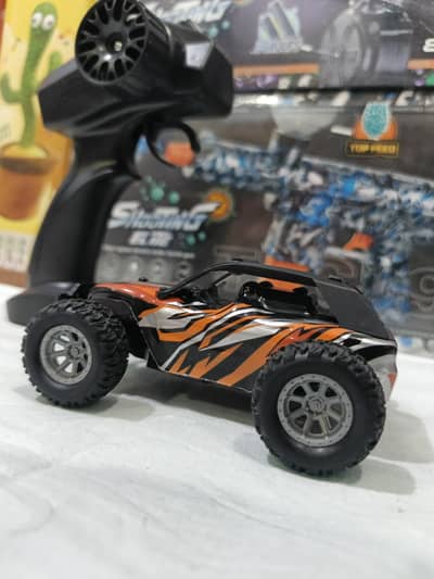 Remote Control Car/4x4/RC/Off Road Car/Blaster Gun/Air Gun/Kids gun