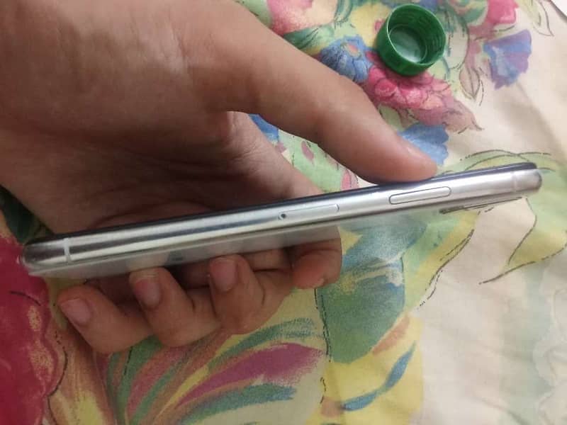 Apple iPhone X 2
