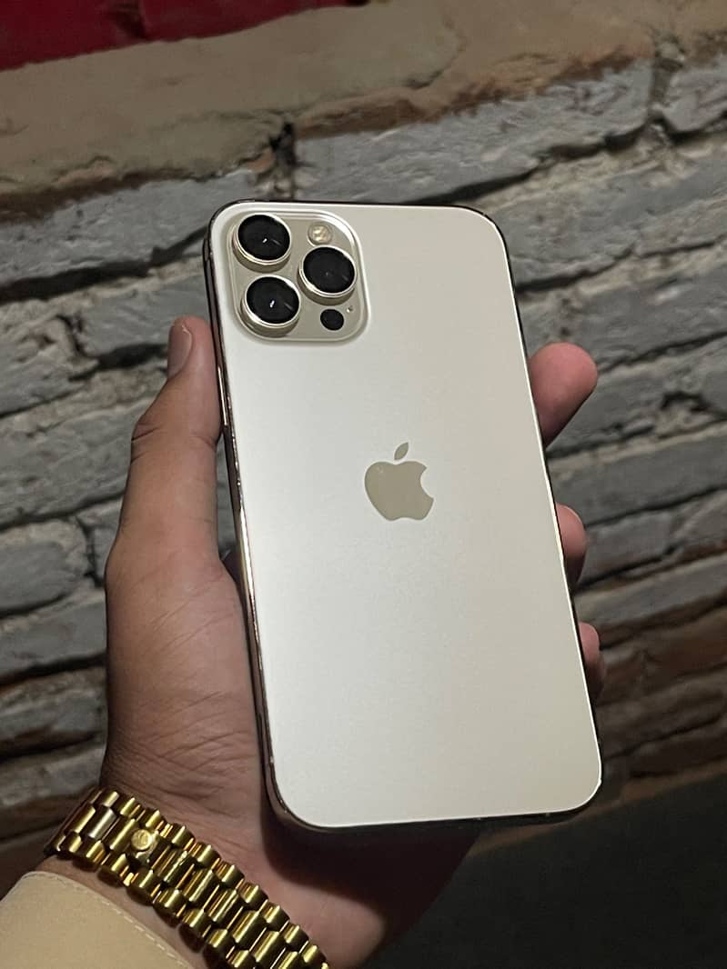 iPhone 12 pro max 0