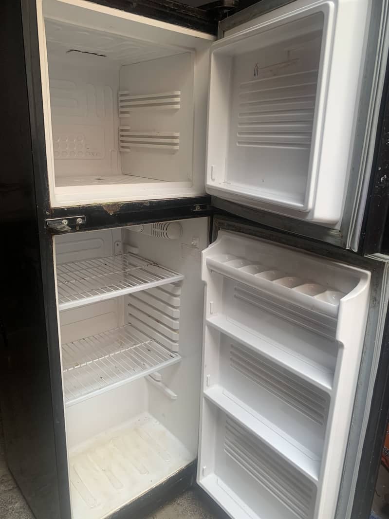 Refrigerator 3