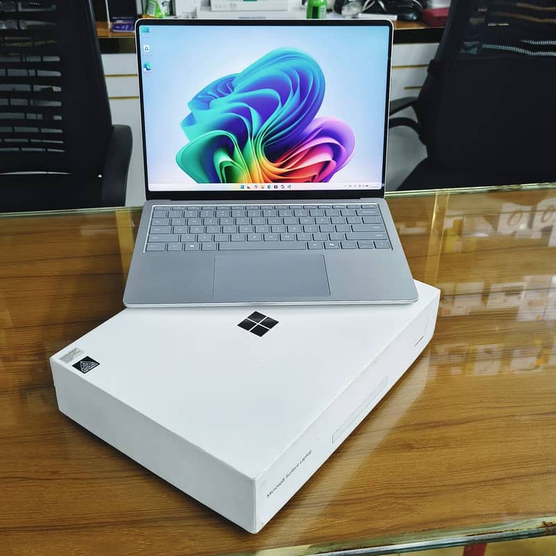 Microsoft Surface Laptop 5 4
