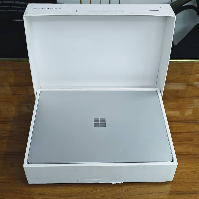 Microsoft Surface Laptop 5 5