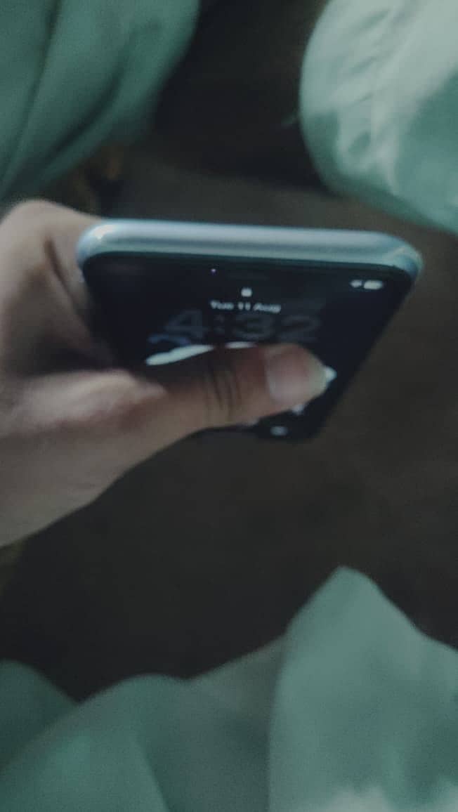 IPhone 11 6