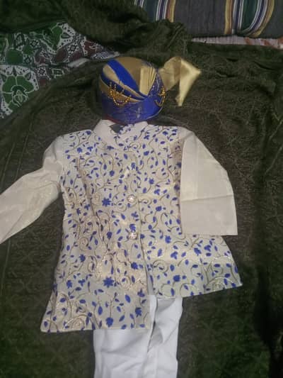 Sherwani and kula