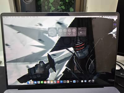 Macbook Pro 2019 16' Inch 16/512GB 4GB GPU 10/10