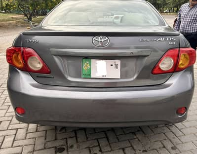 Toyota Corolla Altis 2010