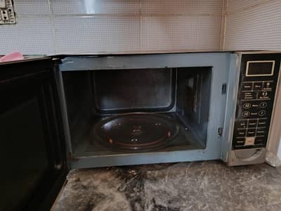 Microwave