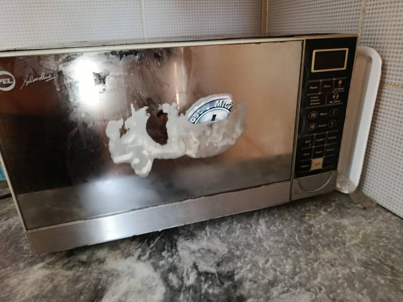 Microwave 3