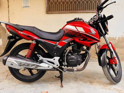 HONDA CB150F