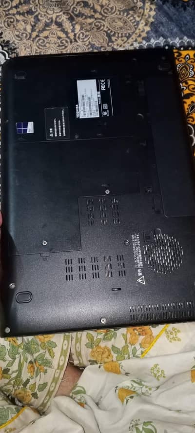Laptop look like new for sale