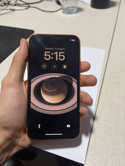 Apple iPhone XR