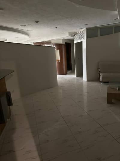 Prime Office Space 2000 Square Feet For Rent Semi Furnished