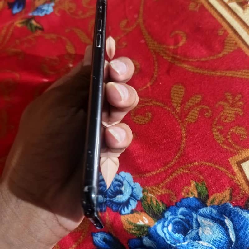Apple iPhone 7 3