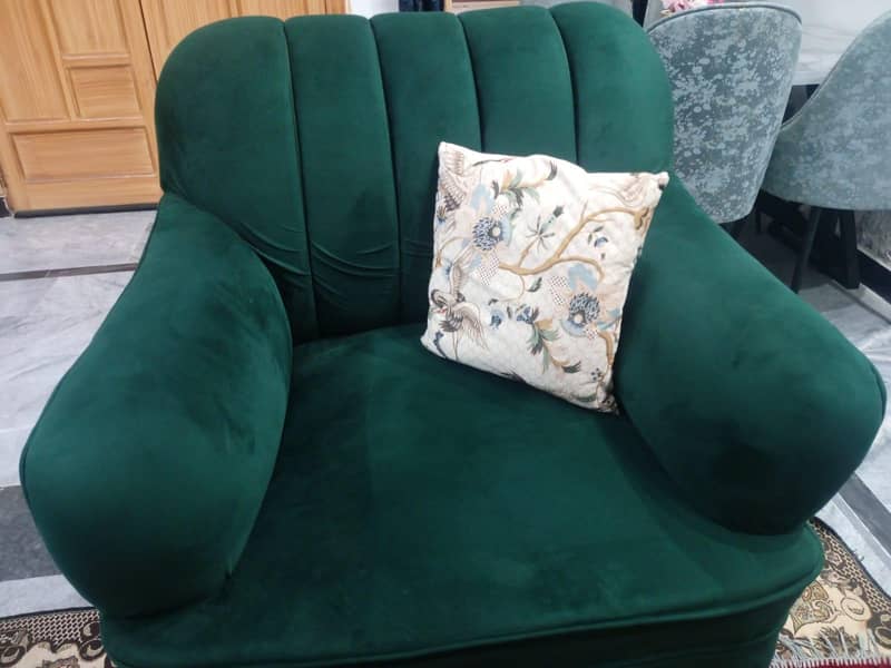 Green sofa set 2